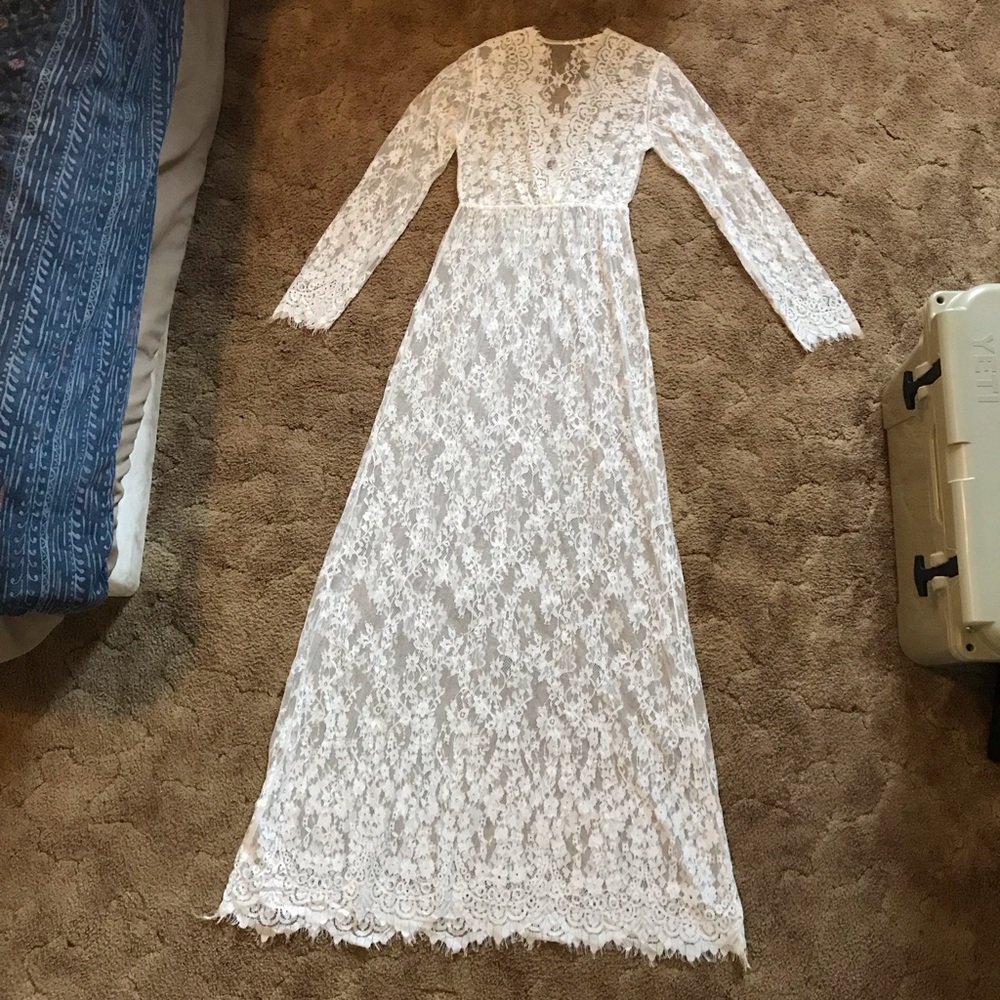 NEW Lace Wedding Dress